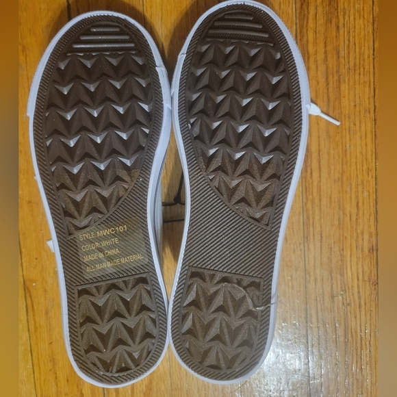 Epic Step Low Top Cap Toe Women's White Sneakers Size 6 - Picture 11 of 12